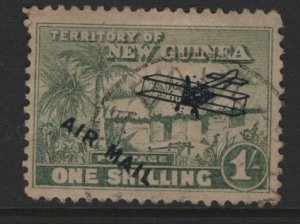 NEW GUINEA   C9  USED