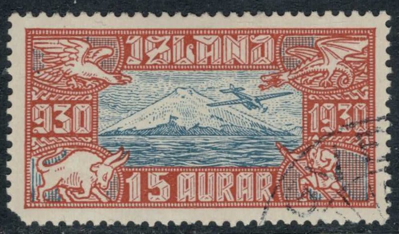 Iceland #C4  CV $72.50  (rounded corner)