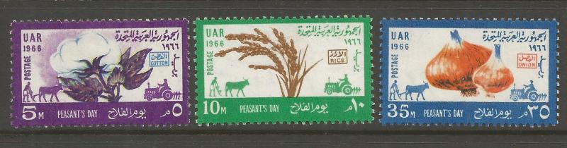 EGYPT  704-706  MINT HINGED, FARMER'S DAY