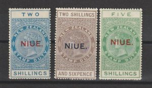 NIUE 1918/29 SG 33/5 MINT Cat £70