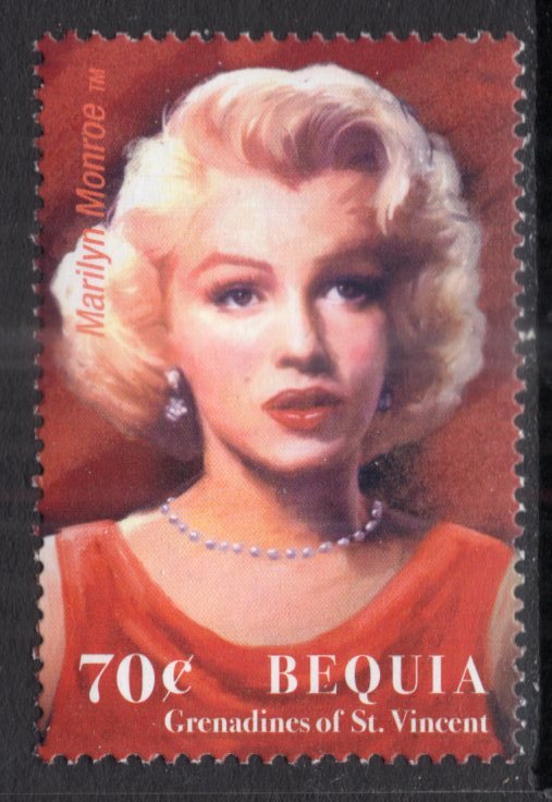 St Vincent Grenadines Bequia 332 Marilyn Monroe MNH VF