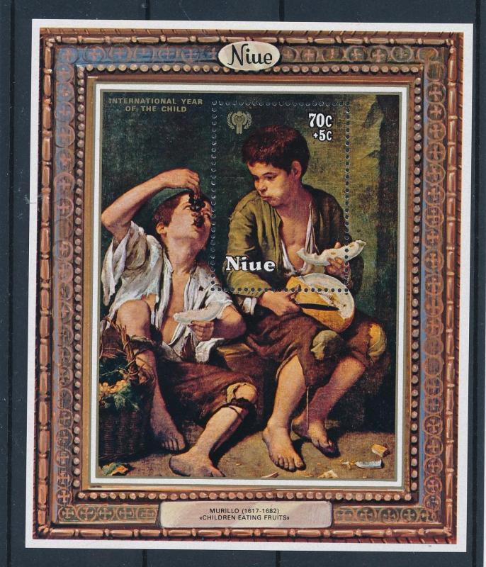 [58341] Niue 1979 Painting children eating fruits Grapes Vin  MNH Sheet