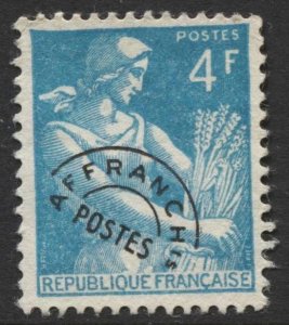 France #707 Farm Women Used CV$0.30