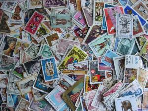 Topical hoard breakup 250 Costumes (dupes, mixed cond)