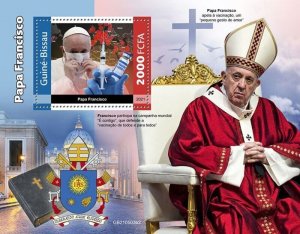 Guinea-Bissau - 2021 Pope Francis & Vaccine - Stamp Souvenir Sheet - GB210503b2