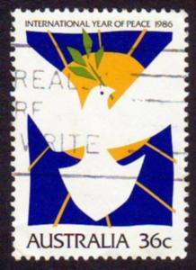 Australia 1986 Sc#1004, SG#1039 36c Dove Year of Peace USED-Good-NH.