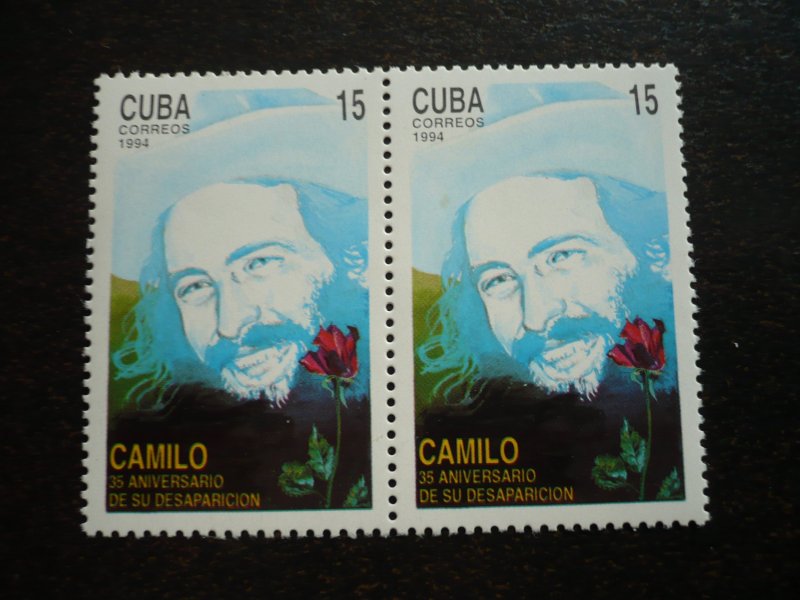 Stamps - Cuba - Scott# 3602 - MNH single stamp in Pairs