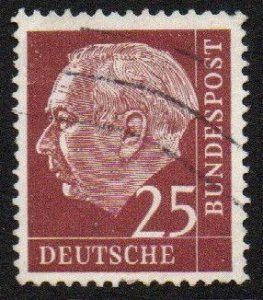 Germany Sc #711 Used