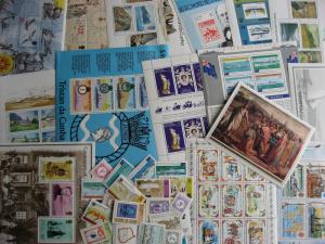 TRISTAN DA CUNHA 35 different MNH stamps, souvenir sheets,check m!PLZ read descr