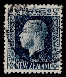 NEW ZEALAND GV SG419a, 2½d blue, FINE USED. Cat £19. PERF 14x14½