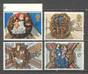 GREAT BRITAIN Sc# 732 - 735 MNH FVF Set of 4 Christmas