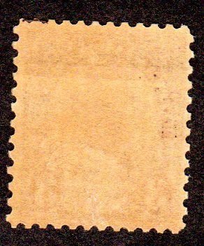 US  Scott # 672 Mint Hinged CV = $ 11.00   Lot 230759 -01