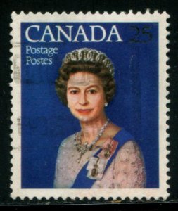 704 Canada 25c Silver Jubilee of QEII, used