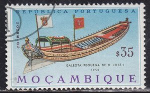 Mozambique 458 Barge of Dom Jose I 1964