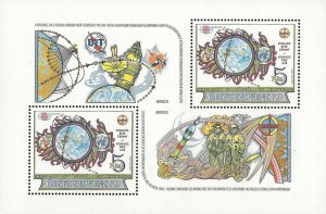 Czechoslovakia 1982 MNH Stamps Souvenir Sheet Scott 2414 Space Astronauts Peace