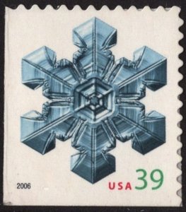 SC#4107 39¢ Christmas Snowflakes Booklet Single (2006) SA