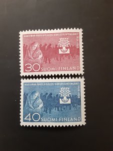 *Finland #368-369*