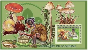 Guinea 2006 MNH - Scouts - Mushrooms - YT 377, Mi 4376/BL1034