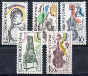 CZECHO : Sc#1939-1943  MUSIC FESTIVALS INSTRUMENTS, MNH