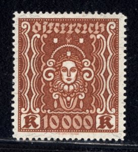 Austria 1922  Scott #298 MH