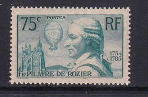 France  #308 MNH 1936  de Rozier and his balloon