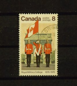 16146   CANADA   Used # 692ii        Spots on Flag Error