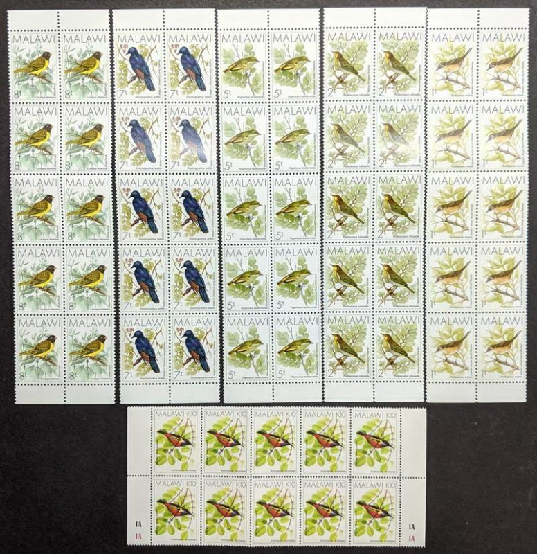 EDW1949SELL : MALAWI 1988 Scott #518-33 Birds. 10 Cplt sets. VF MNH Catalog $394