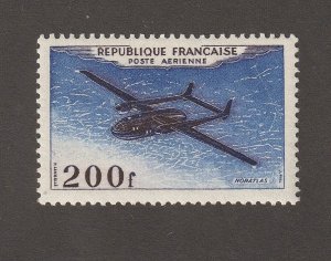 EDSROOM-14588 France C30 MNH 1954 Airmail Noratlas Plane CV$9
