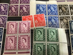 Northern Ireland mint never hinged vintage stamps Ref 65671 