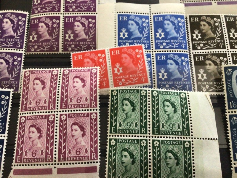 Northern Ireland mint never hinged vintage stamps Ref 65671 