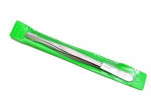 Showgard Tong #903 Spade Tip 4 5/8 Long With Green Plastic Case