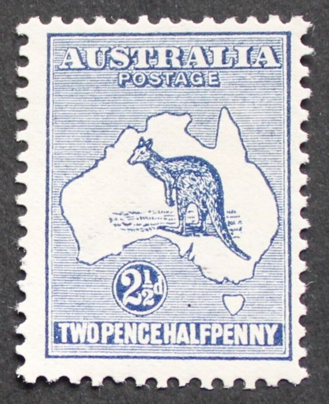 Australia 1913 Two and a Halfpence Kangaroo first watermark SG 4 mint