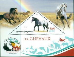 HORSES ANIMALS FAUNA CHARLES DARWIN MADAGASCAR 2019 MNH STAMP SET 4 SHEETS