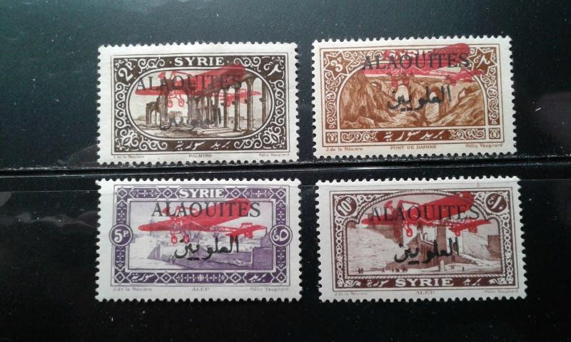 Alaouites C9-12 mint hinged