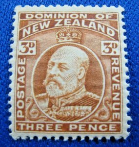 NEW ZEALAND 1909  -  SCOTT # 133   MH    (V2n3)