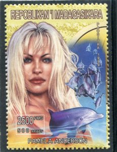 Malagasy 1999 AMERICAN Cinema PAMELA ANDERSON 1 value Perforated Mint (NH)