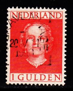 Netherlands -#319 Queen Juliana - Used