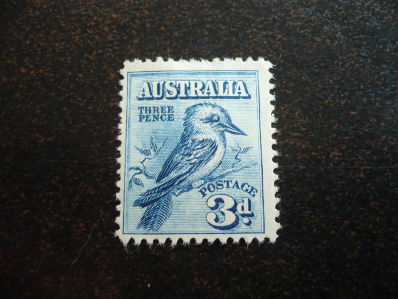 Stamps - Australia - Scott# 95 - Used Set of 1 Stamp