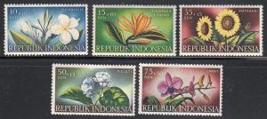 Indonesia B104-08 - Mint-NH - Flowers (cv $5.70)