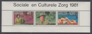 Netherlands Antilles B191a Boy Scouts Souvenir Sheet MNH VF