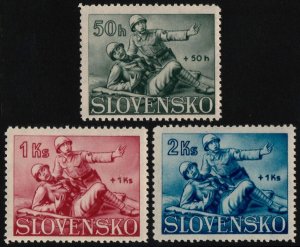 ✔️ SLOVAKIA 1941 - WWII RED CROSS - SC. B2/B4 MNH OG [SK088]