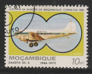 Mozambique C43 Douglas Dakota DC-3 1981