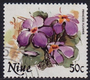 Niue - 1981 - Scott #326b - used - Flower