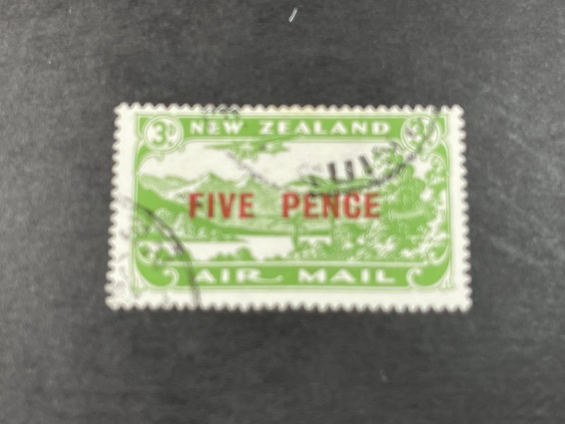 NEW ZEALAND # C4-USED---SINGLE--AIR-MAIL--1931