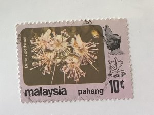 Malaysia Pahang 1979  Scott  108 used - 10c, flowers, arms  & Sultan