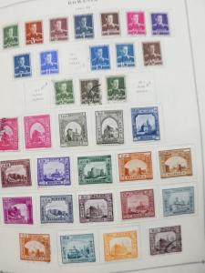 EDW1949SELL : ROMANIA Very clean Mint & Used collection on album pages Cat $2648