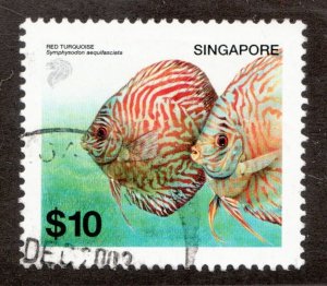 2002 Singapore Sc #1021 - $10 Red Turquoise tropical fish. Used stamp. Cv $16