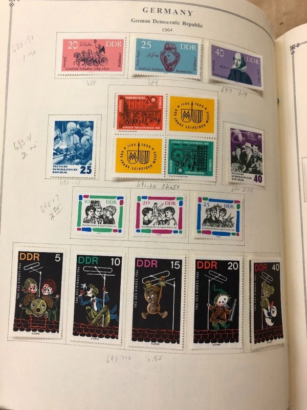 INTERNATIONAL COLLECTION – 1960-1965 ABU DHABI TO KUWAIT – 419201