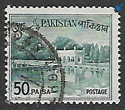Pakistan # 138 - Shalimar Gardens - used.(!)...{GR39}