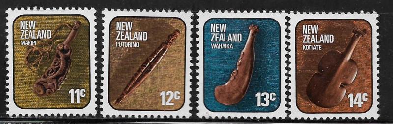 NEW ZEALAND, 611-614, MINT HINGED, ARTIFACTS